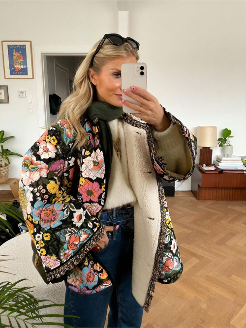 Kvinnors Kappa Unik Design Fluffigt Material 0