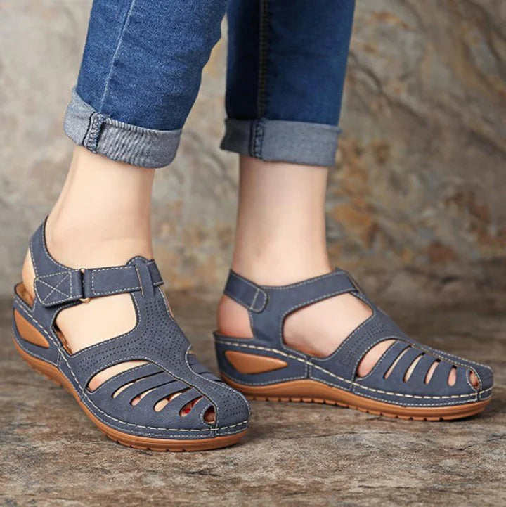 Sandaler Dam i Vintage Stil med Tåseparator - Syntetiska Material, Ergonomiska Fotbäddar och Öppen Design 6