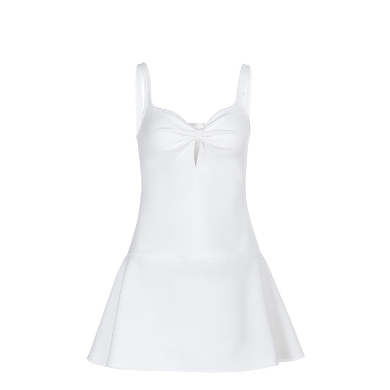 Glittrig Miniklänning Med Unik Klyvning – Svart eller Vit, Elastisk Tyg för Elegant Passform 6