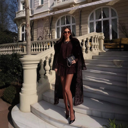 Kvinnors Miniklänning med Ruffle Design – Andningsbart Tyg, Skräddarsydd Silhuett, Flera Färger, Maskintvättbar 4