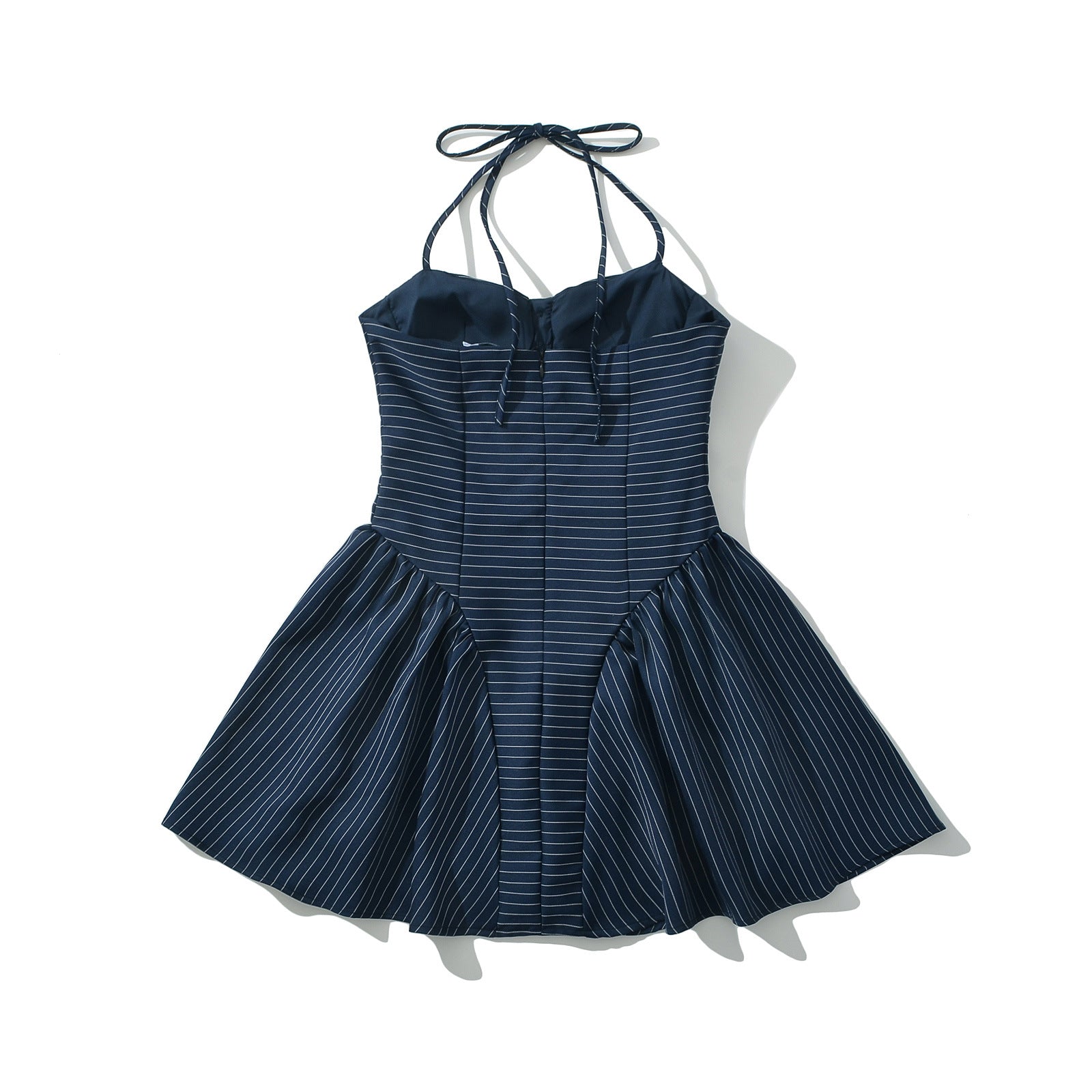 Kvinnors Bomullsklänning med Knappdetaljer och Flödande Kjol 4