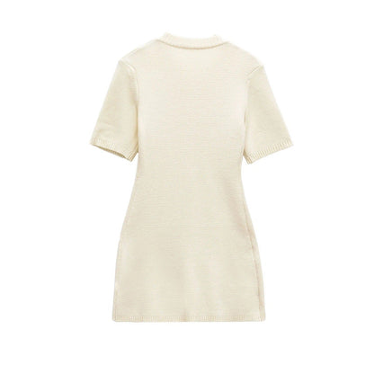 Kvinnors Stickad Klänning med Dekorativa Knappar Högkvalitativ Textil-4