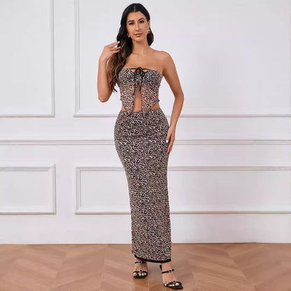 Snygga Damunderkläder Set med Utskärningar och Leoprint-2