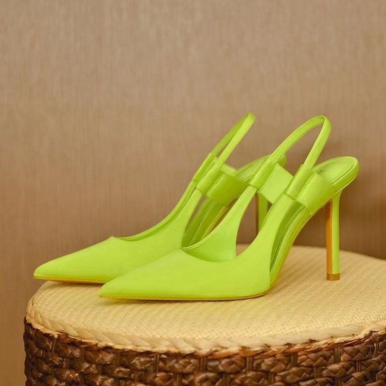 Slingback Pumps med Spetsig Tå i Syntetmaterial – Ergonomiskt Foder för Komfort och Elegant Silhuett 3