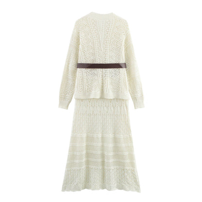 Kvinnors Stickklänning med Kofta och Bälte i Fint Material 3