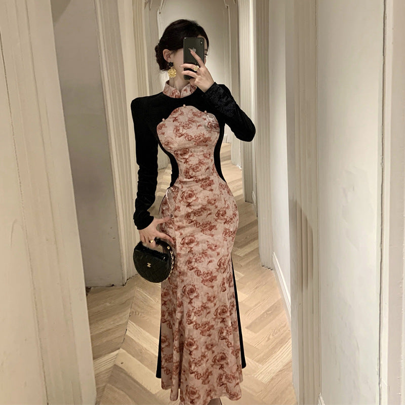 Fina Dam Klänningar i Sammet med Lång Ärmar och Ståkrage – Eleganta Klänningar för Fest och Vardag 3