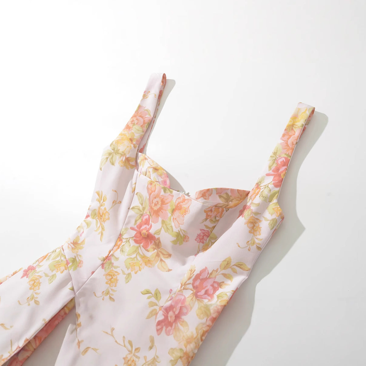 Dam Blommig Klänning A-linje V-ringning Voluminös Kjol i Mjuk Tyg-3