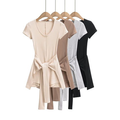 Kvinnors Wrap Klänning med Bindande Bälte i Andningsbart Material – Elastisk Passform och Rund Halsringning 2