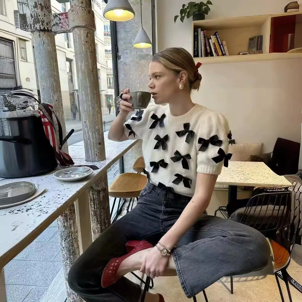 Dam Stickad Tröja med Dekorativa Satin Detaljer Mjukt Material Avslappnad Passform 5