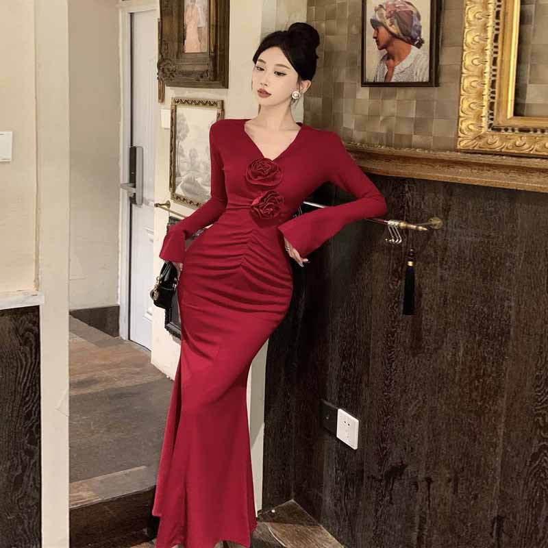 Variant image for Kvinna Sjöjungfruklänning V-hals Utställda Ärmar Högkvalitativt Tyg-1