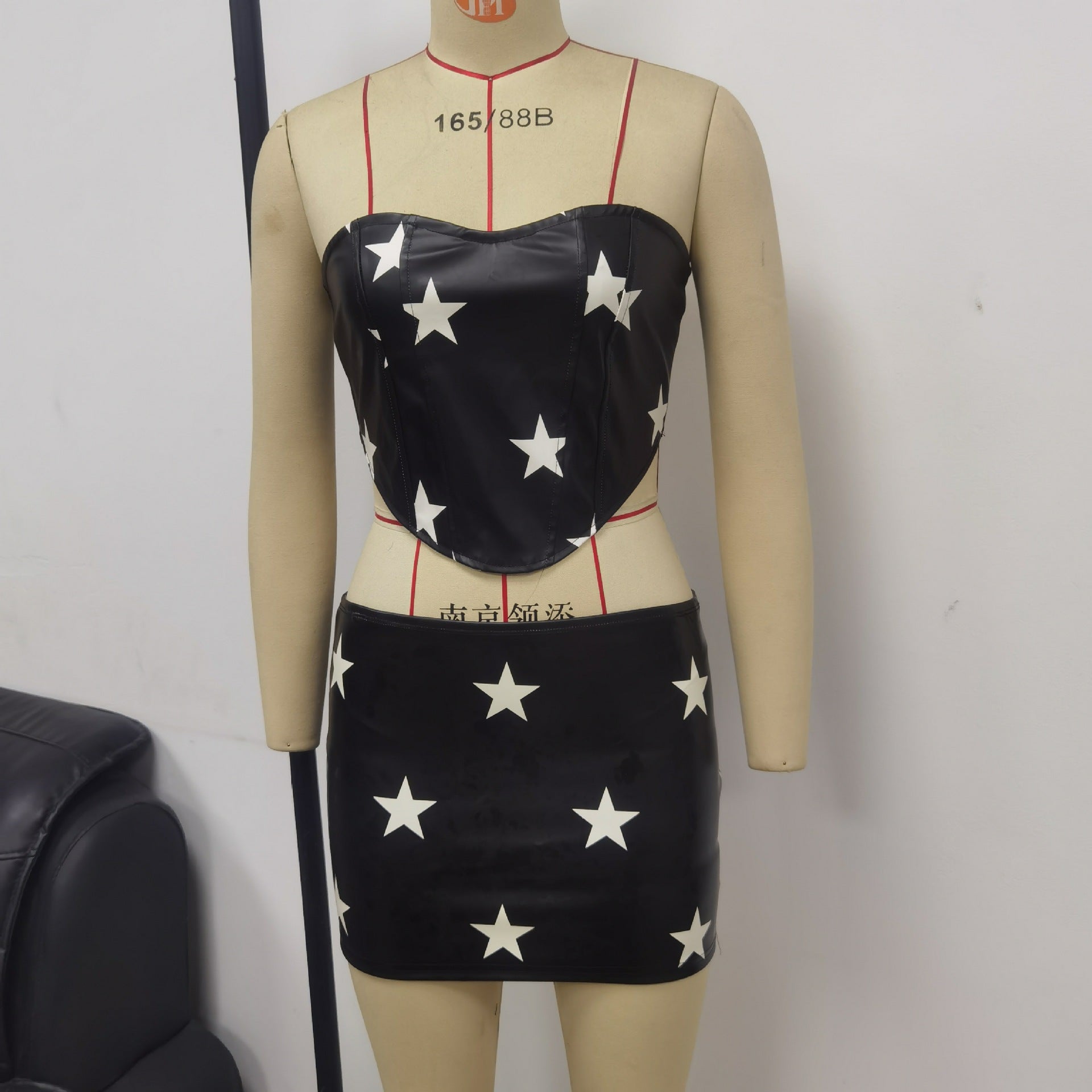 Variant image for Dam Väst Ärmlös Kort PU Blixtlås-1