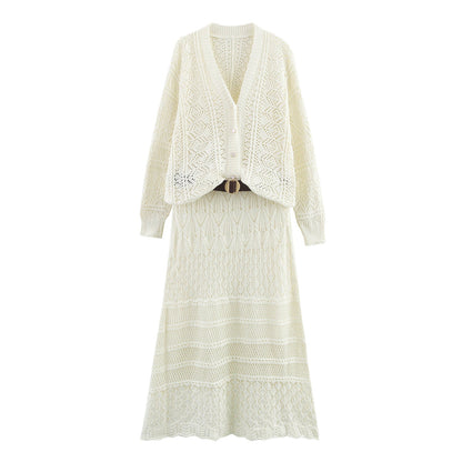 Kvinnors Stickklänning med Kofta och Bälte i Fint Material 2