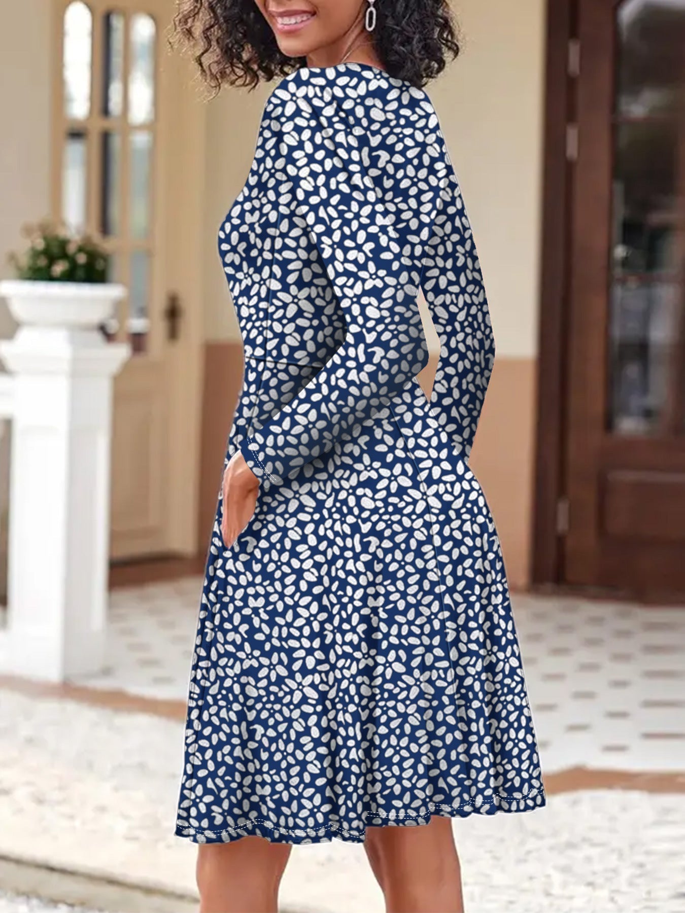 A-linjeklänning Dam med Blommönster och Långa Ärmar – Midi Längd i Polyester för Sommar och Fest 6