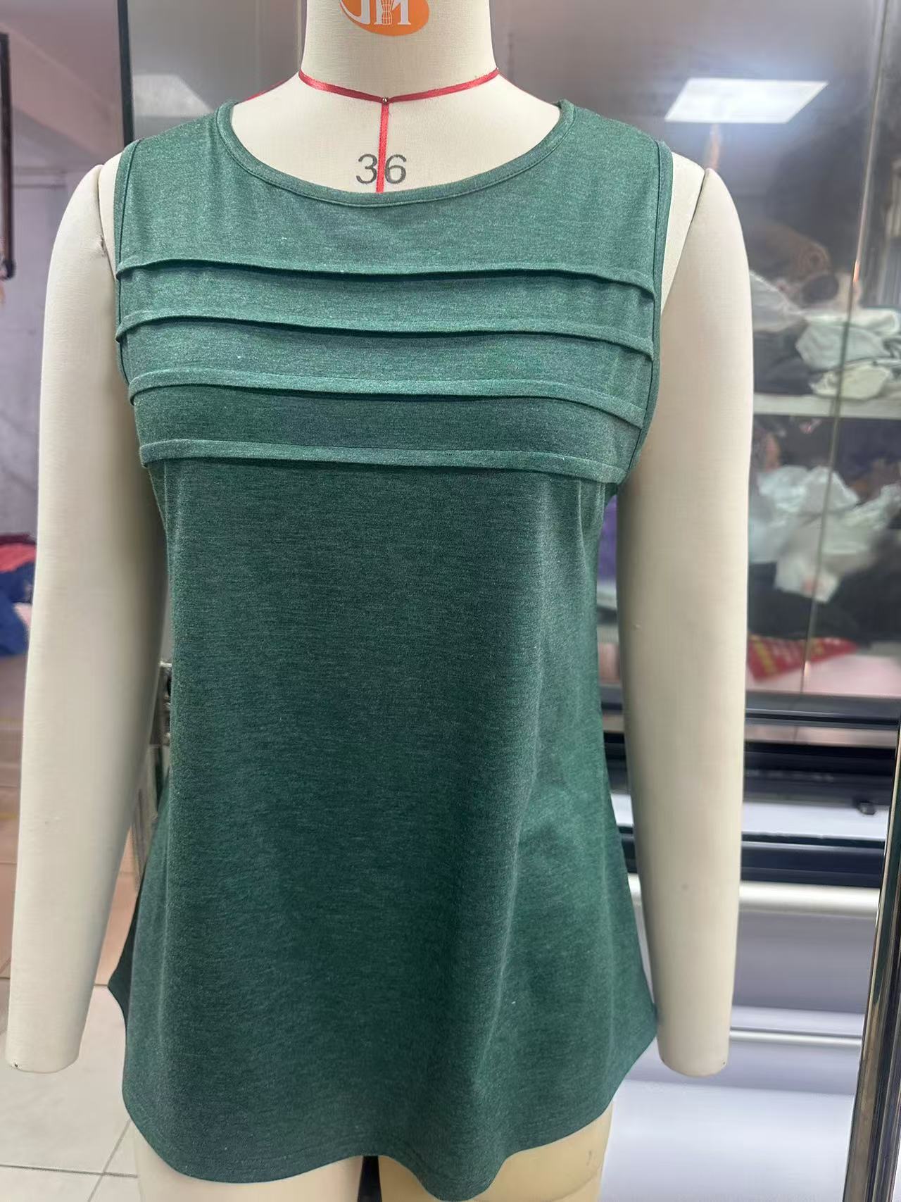 Variant image for Unisex T-Shirt U-ringad Veckad Viskos-41