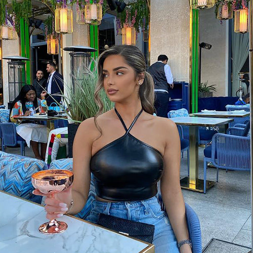 Trendig Skräddarsydd Festtopp för Dam i Hållbart Material – Perfekt för Sommarfester och Avslappnade Tillfällen 1