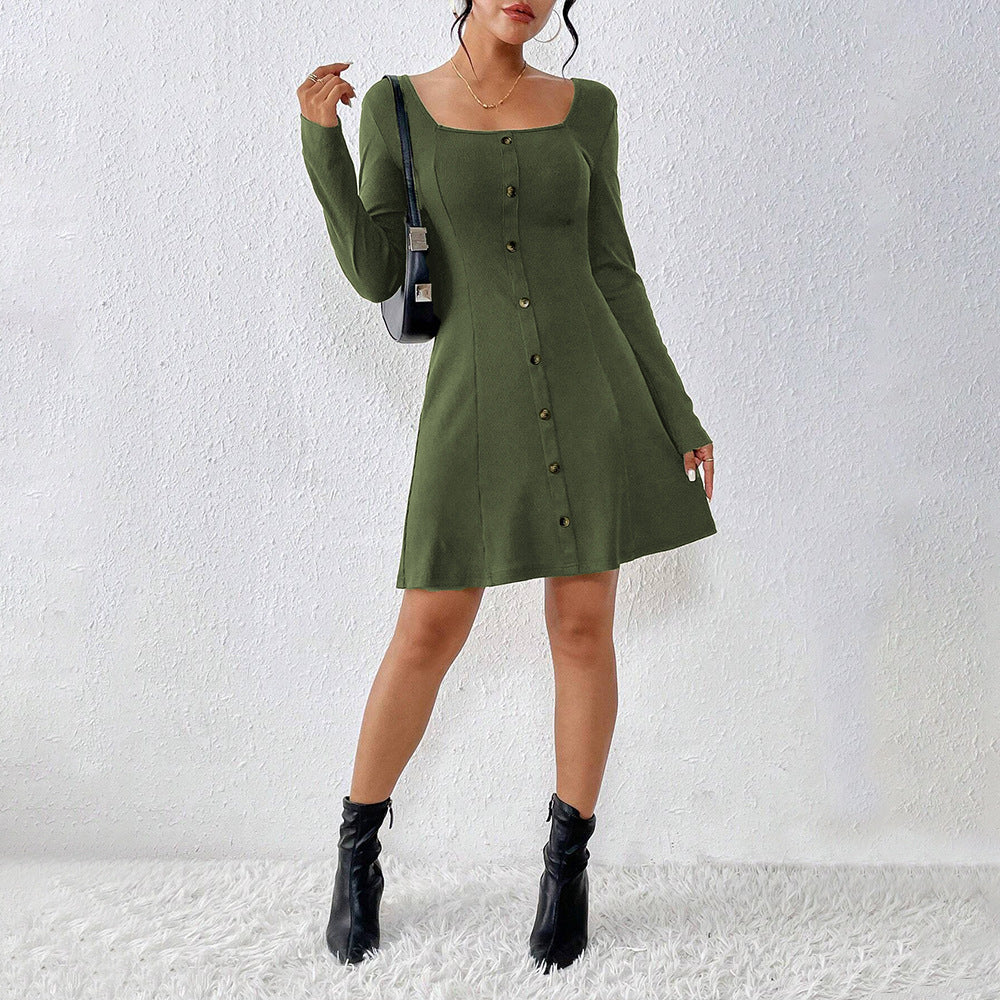 Dam Midiklänning Med Knappdetalj Fyrkantig Halsringning Mjukt Tyg-4