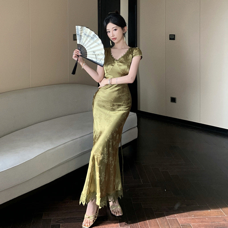 Fina Dam Klänningar V-hals Satin Kort Ärmar Smickrande Passform-3