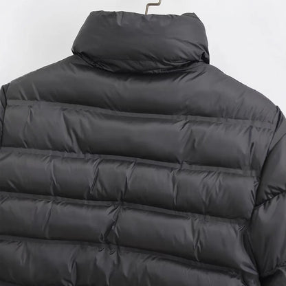 Lätt Quiltad Vårjacka Dam i Modern Design – Vattenavvisande Material med Justerbar Nederkant och Fickor 4