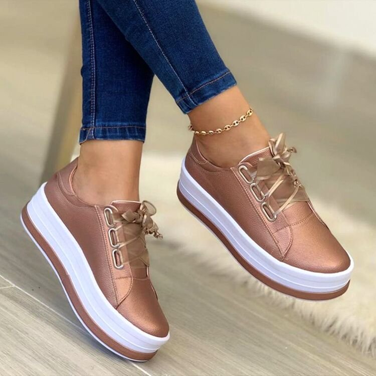 Elegante Plateau Sneakers für Damen mit Metallic-Obermaterial – Bequeme und stilvolle Schuhe für Alltag und Festlichkeiten 9