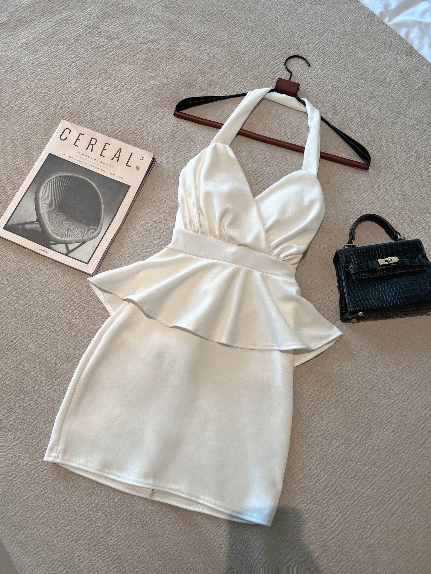 Variant image for Kvinnors Glittrig Miniklänning Rygglös Halter Hals Polyester-1