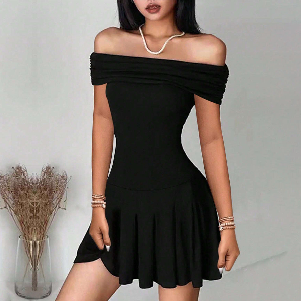 Svart Miniklänning Off-Shoulder med Rüsch-Detaljer – Mjuk och Stretchig Klänning för Kvinna 2