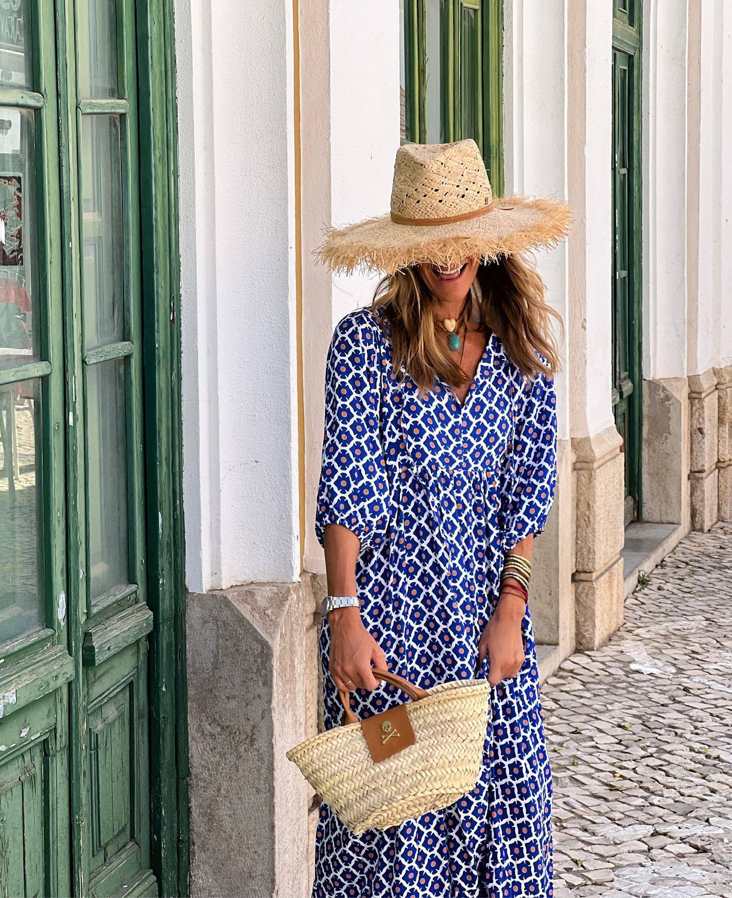 Lång Klänning för Kvinnor A-linjeformad med V-ringning och Puffärmar i Polyester – Elegant och Trendig, Storlek S-3XL 6