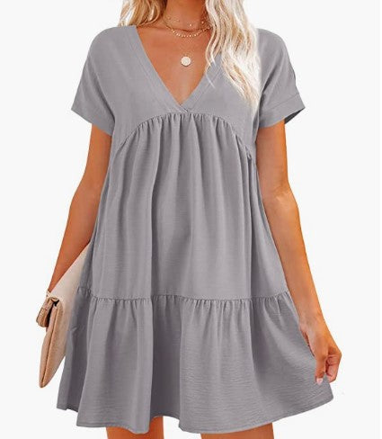 Elegant V-Hals Dam Klänning med Rufsad Design – Fina och Luftiga Damklänningar för Speciella Tillfällen 11