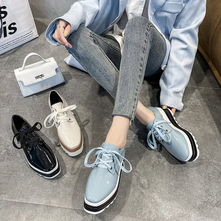 Kvinnor Platå Sneakers Trendig Syntetmaterial med Bekväm Sula 3