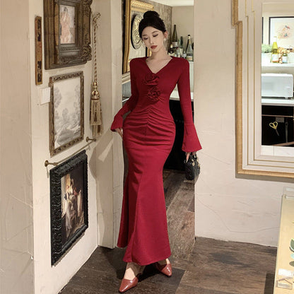 Dam Aftonklänning Veckad Klockärm V-hals Polyester Elastan-3