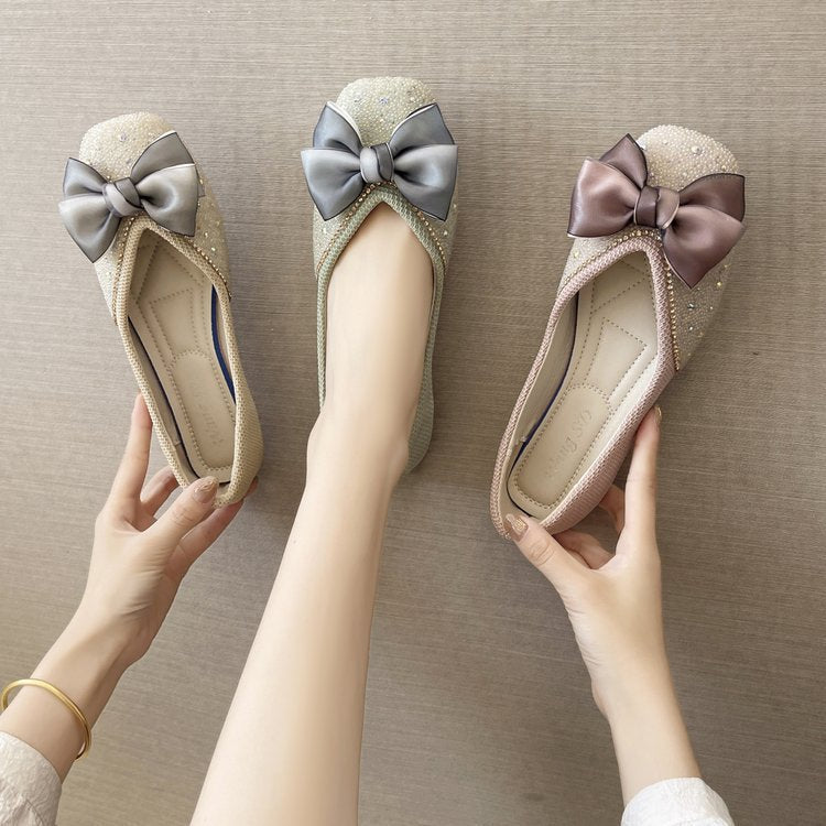 Eleganta Ballerinas i Skimrande Syntetiskt Material med Glittrande Detaljer – Bekväm Passform för Vardag och Fest 4