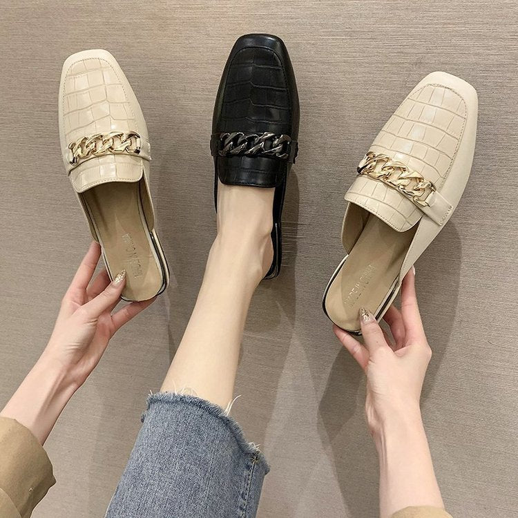 Kvinnor Slingback Pantoletter Syntetiskt Läder Kedjedetalj 3