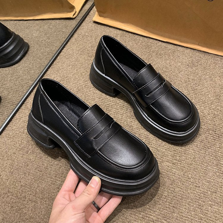 Kvinnors Slip-On Loafers i Lätt Material med Vadderad Innersula – Elegant Modern Design, Normal Passform 1
