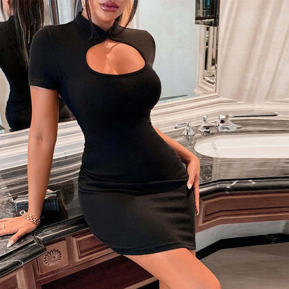 Bodycon Klänning med Oregelbunden Nederkant och Patchwork-design – Polyester Elastan, Trendig och Bekväm, Perfekt för Fest och Kvällsevenemang 4