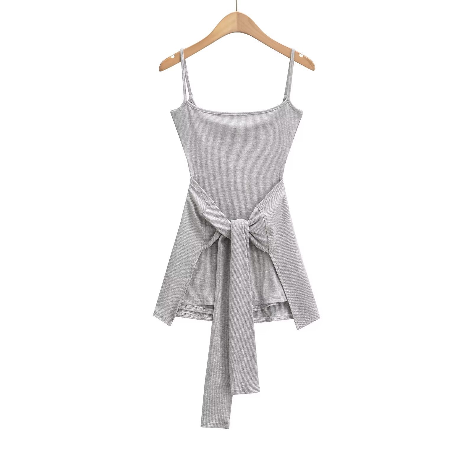 Kvinnors Omslagstopp med Slingbindning – Andningsbart Material, Figurnära Design, Justerbara Spaghettiband 7