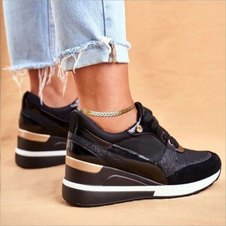 Kvinnors Sneakers Sportiga Metalliska Detaljer Vadderad Sula-5