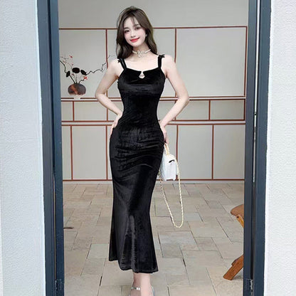 Variant image for Damklänning Off-Shoulder Lång Sammet-4