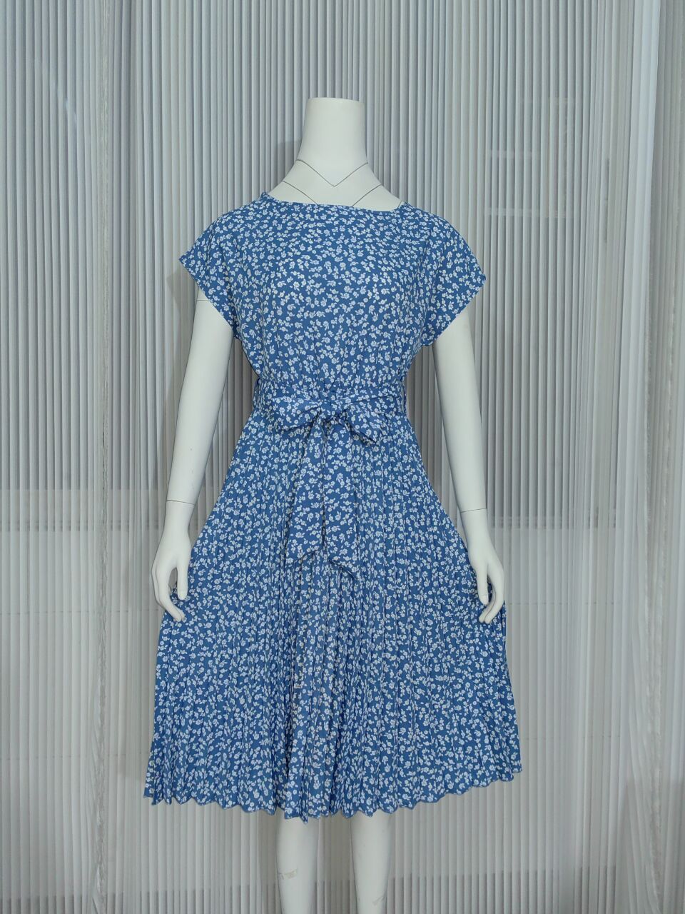 Variant image for Fina Dam Klänningar Blommig Midi Veckad Polyester-5