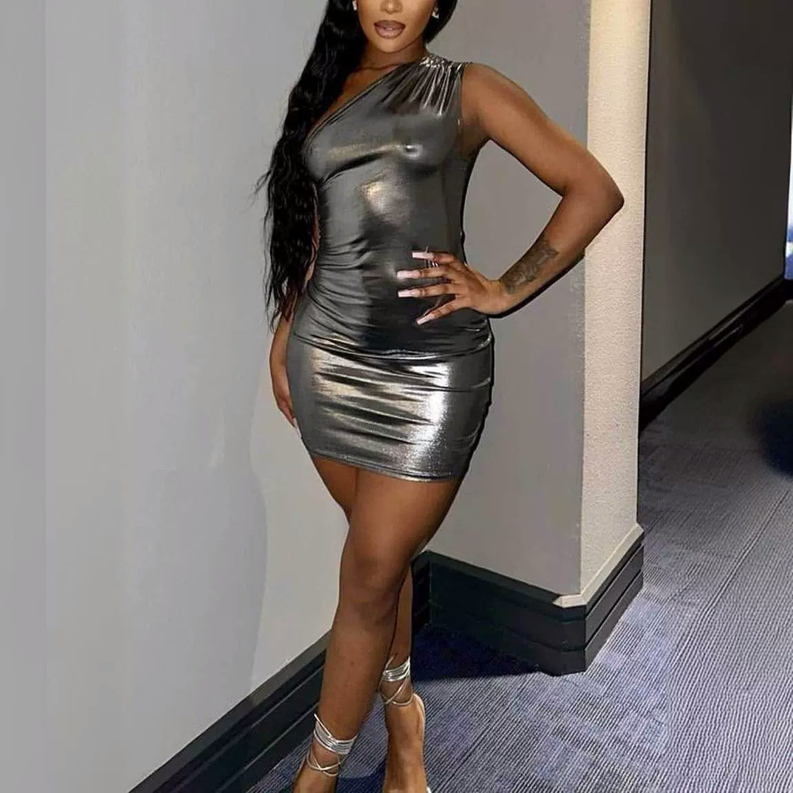 Kvinnors Glittrig Miniklänning Asymmetrisk Polyester 3