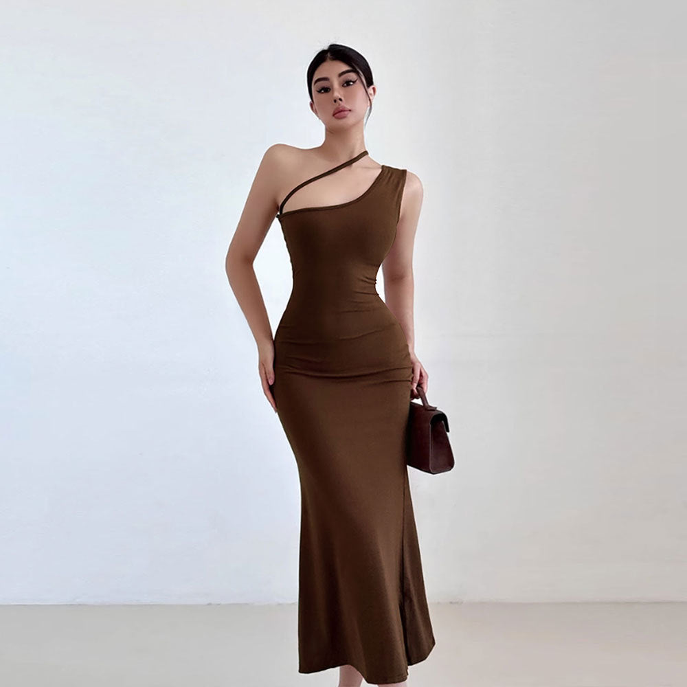 Fina Dam Klänningar Asymmetrisk Off-Shoulder Klänning i Brun Patchwork – Figur-Hugging Lång Kjol 2