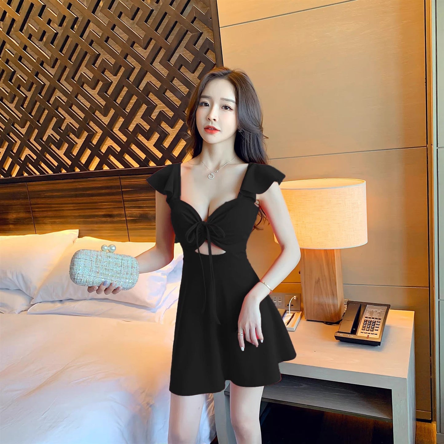 Variant image for Kvinnors Mini Klänning V-ringning Polyester med Flutande Ärmar-4