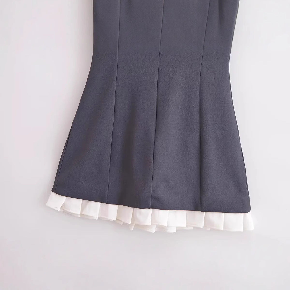 Kvinnors Aftonklänning med Statikrag och Ruffle Hem i Högkvalitativt Tyg-4