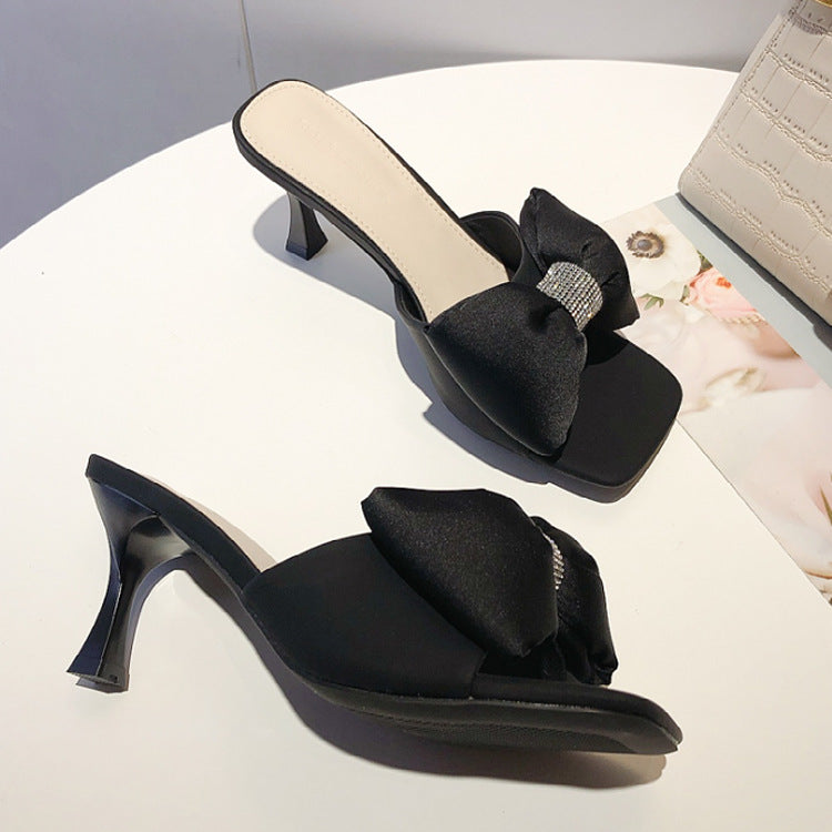 Kvinnors Pantoletter Slingdesign med Kristallsmycken Syntetiskt Material 8