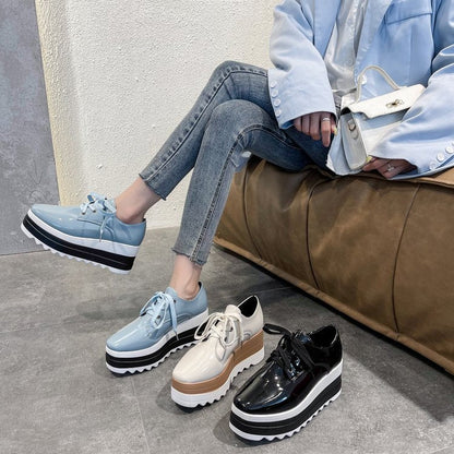 Kvinnor Platå Sneakers Trendig Syntetmaterial med Bekväm Sula 5