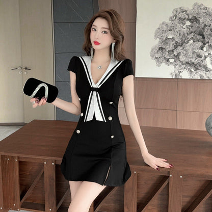 Variant image for Damklänning A-linjeformad med V-ringning i Polyester-1