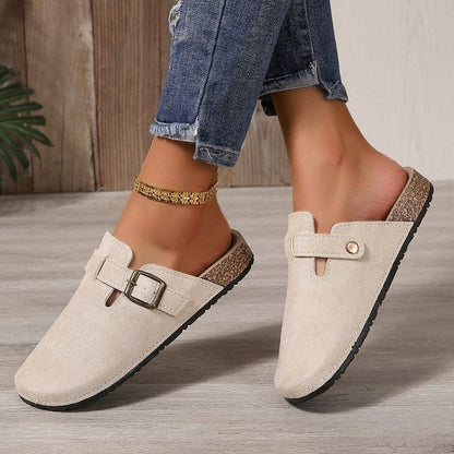 Elegant Mocka Träskor Dam med Dekorativt Spänne – Vadderad Innersula och Gummisula för Optimal Komfort 4