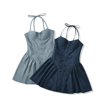 Kvinnors Bomullsklänning med Knappdetaljer och Flödande Kjol 2