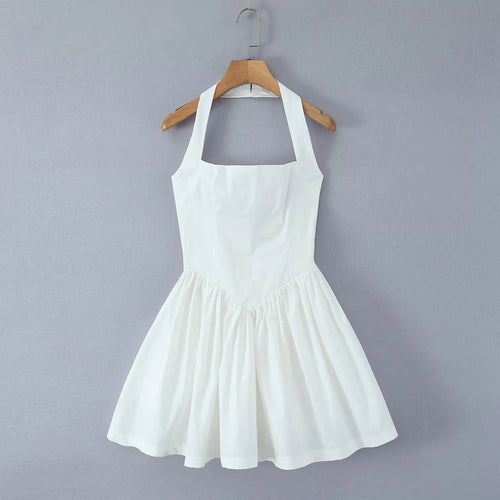 Kvinna Kort Jumpsuit med Samlad Kjol i Lätt Tyg – Bekväm och Feminine Passform för Sommarens Festligheter 1