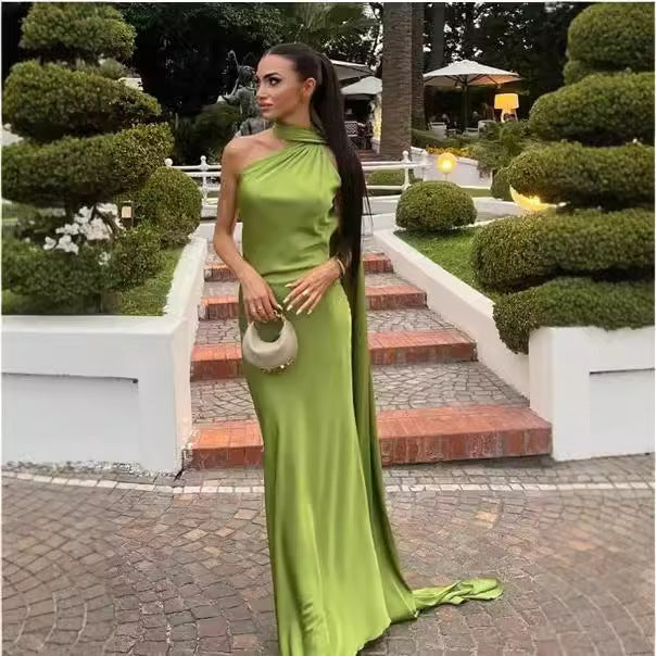 Kvinnors Aftonklänning Draperad med Ensidig Axel i Strömmande Tyg 3