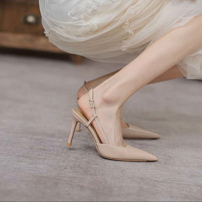 Slingback Skor för Kvinnor med Spetsig Tå i Syntetiskt Läder – Elegant Pump med Hög Häl och Elastisk Rem 8