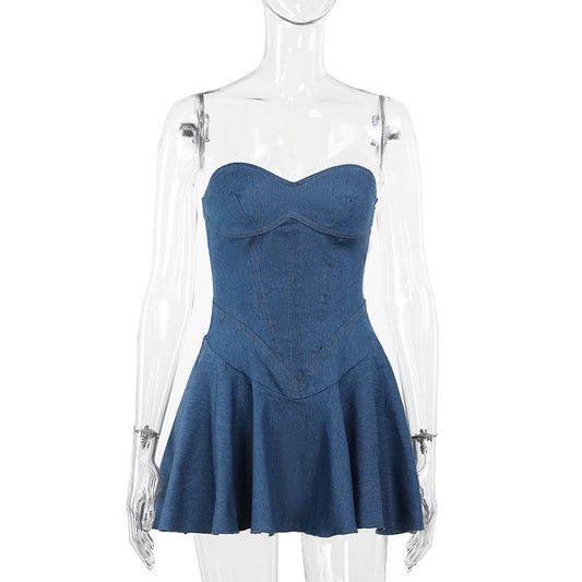 Damklänning Bustier i Denim med Flödande Kjol – Fina Dam Klänningar för Sommar och Fest 1